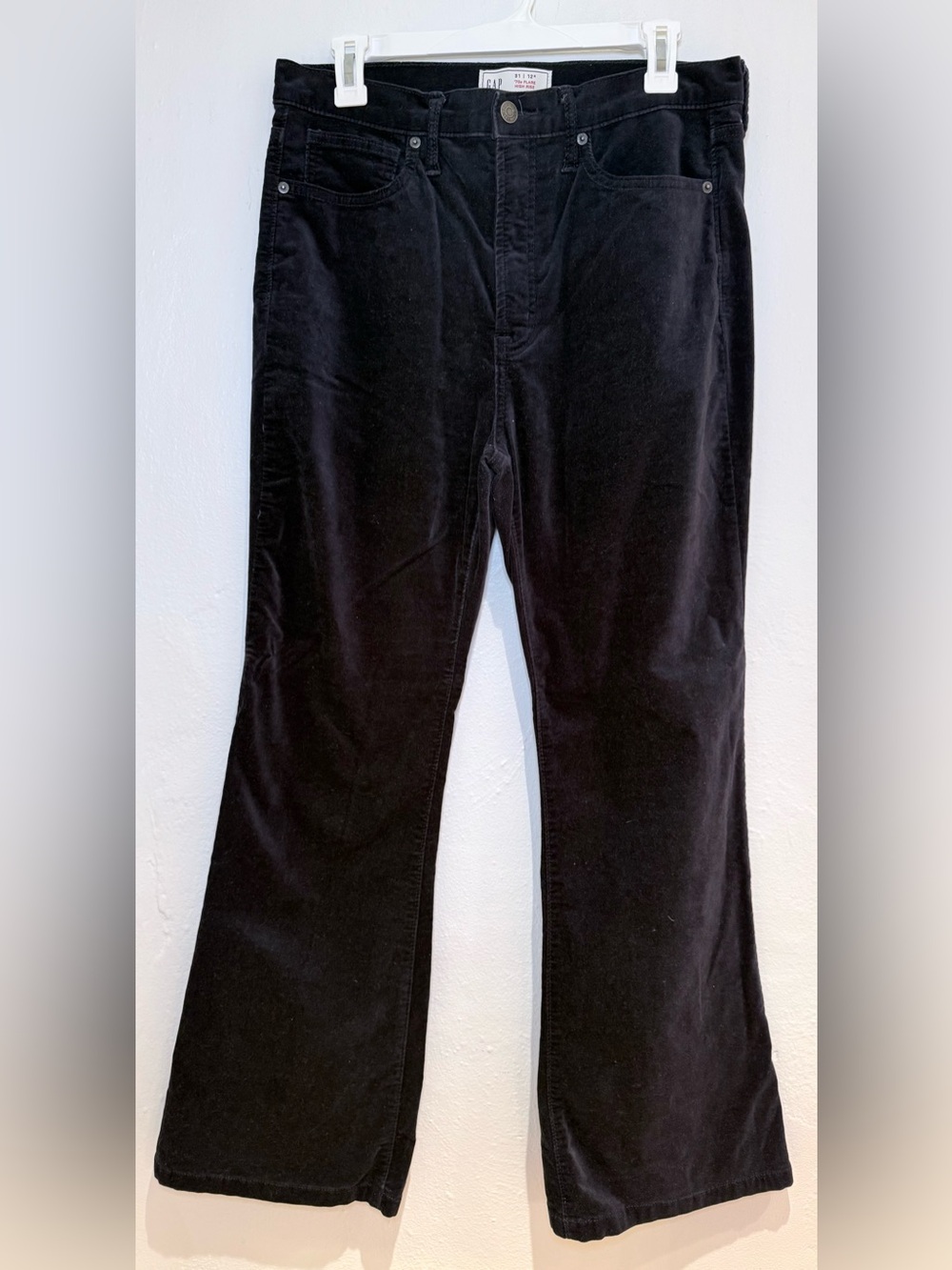 Gap High Rise ‘70s Flare Jean, Black Velvet, Size 31|US 12